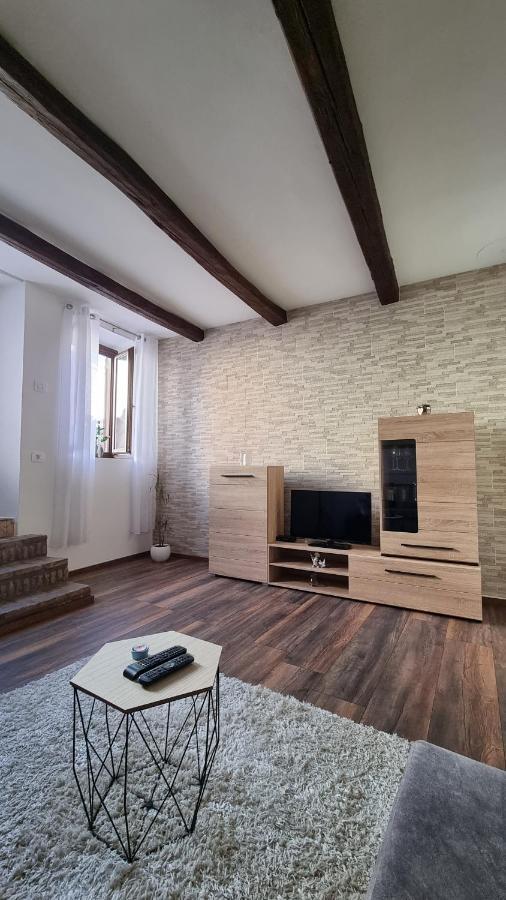 Апартаменты Apartman Ivo Новиград Экстерьер фото