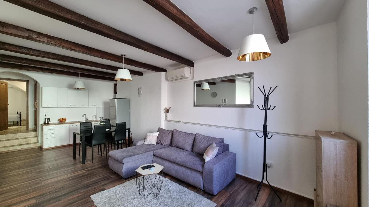 Апартаменты Apartman Ivo Новиград Экстерьер фото